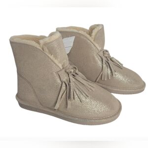 New Bearpaw Christie Metallic Boot Size 12M or 13M